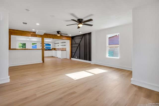 206 Sussex, San Antonio, TX 78221