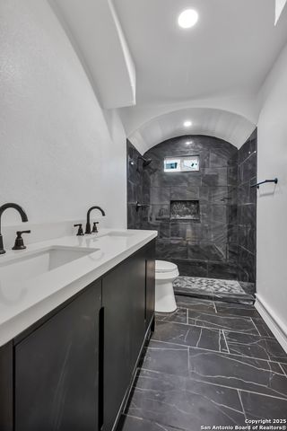 206 Sussex, San Antonio, TX 78221