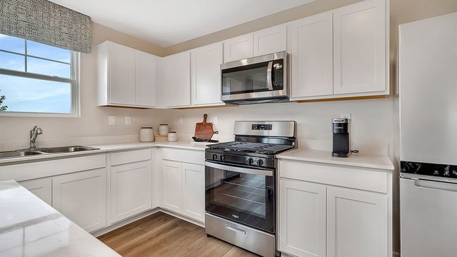 1811 Overland Drive, Plainfield, IL 60586