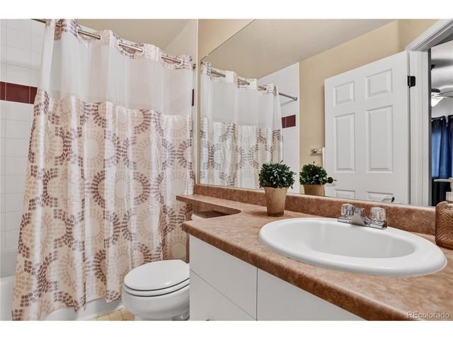 6414 Silver Mesa Dr E, Highlands Ranch, CO 80130