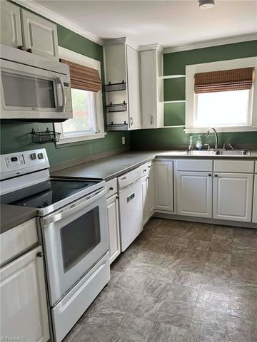 917 First Street, Eden, NC 27288