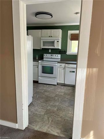 917 First Street, Eden, NC 27288