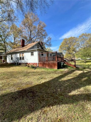 917 First Street, Eden, NC 27288