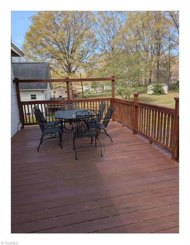917 First Street, Eden, NC 27288