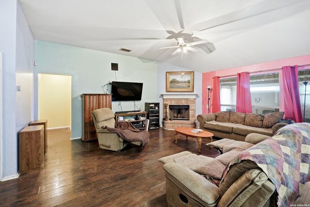 7410 Baja Pt, San Antonio, TX 78242