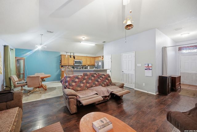 7410 Baja Pt, San Antonio, TX 78242