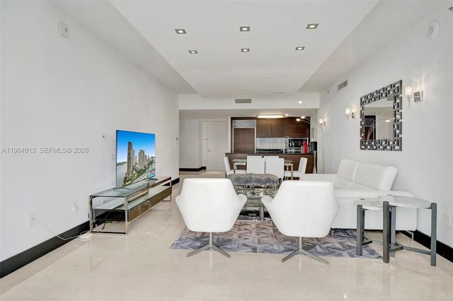 465 Brickell Ave 1905, Miami, FL 33131