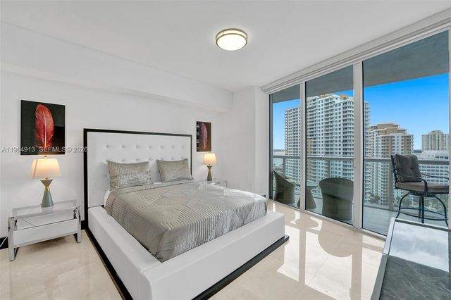 465 Brickell Ave 1905, Miami, FL 33131