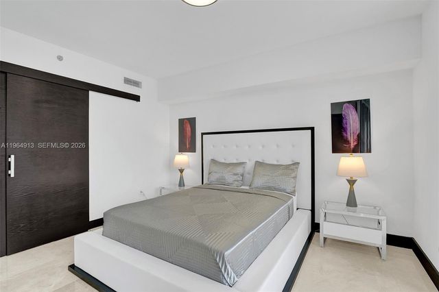 465 Brickell Ave 1905, Miami, FL 33131