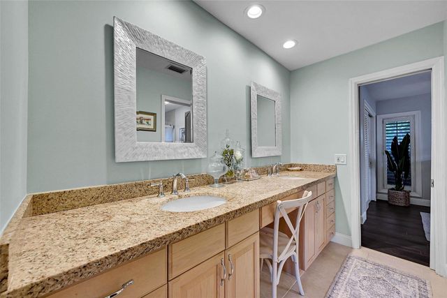 4221 NE 26th Avenue, Lighthouse Point, FL 33064