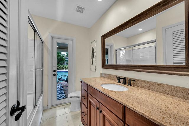 4221 NE 26th Avenue, Lighthouse Point, FL 33064