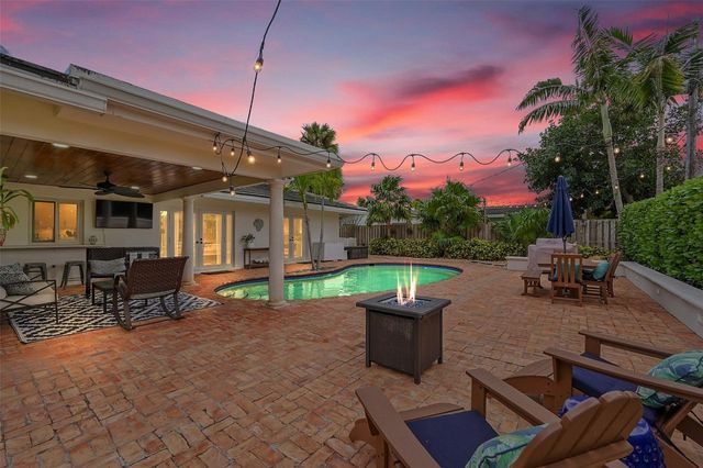 4221 NE 26th Avenue, Lighthouse Point, FL 33064