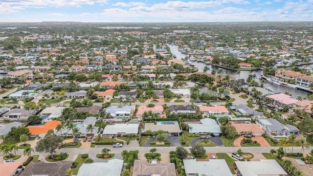 4221 NE 26th Avenue, Lighthouse Point, FL 33064