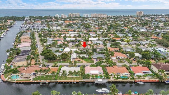 4221 NE 26th Avenue, Lighthouse Point, FL 33064