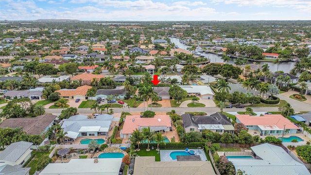 4221 NE 26th Avenue, Lighthouse Point, FL 33064
