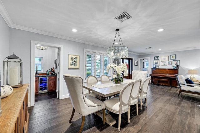 4221 NE 26th Avenue, Lighthouse Point, FL 33064