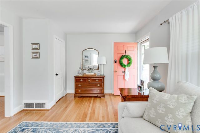 6419 Stuart Ave, Richmond, VA 23226
