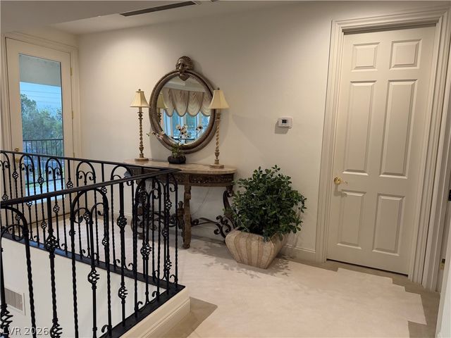 8604 Titleist Circle, Las Vegas, NV 89117