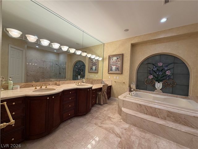 8604 Titleist Circle, Las Vegas, NV 89117