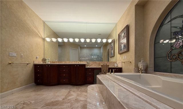 8604 Titleist Circle, Las Vegas, NV 89117