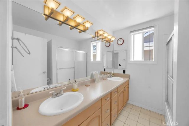 9692 Salisbury, Cypress, CA 90630