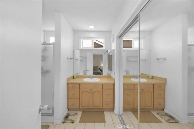 9692 Salisbury, Cypress, CA 90630