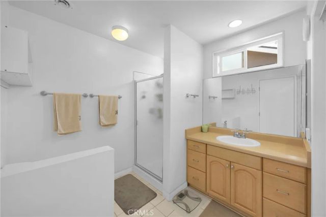 9692 Salisbury, Cypress, CA 90630