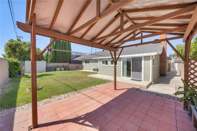 9692 Salisbury, Cypress, CA 90630