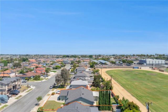 9692 Salisbury, Cypress, CA 90630