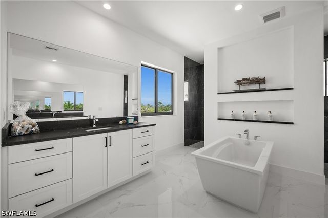 3512 Surfside BLVD, Cape Coral, FL 33914