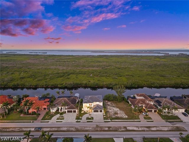 3512 Surfside BLVD, Cape Coral, FL 33914
