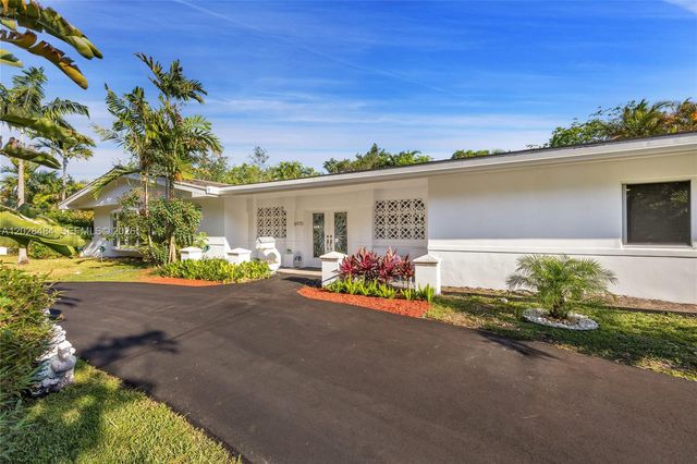 6970 SW 124th St, Pinecrest, FL 33156