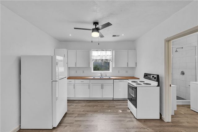 624 DIANTHUS STREET, North Huntingdon, PA 15642