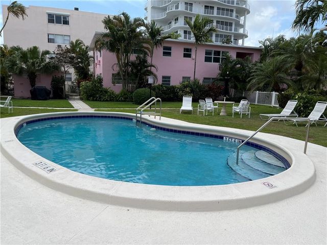 700 Bayshore Drive 21, Fort Lauderdale, FL 33304