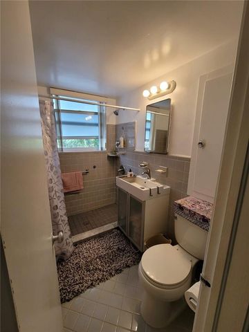 700 Bayshore Drive 21, Fort Lauderdale, FL 33304