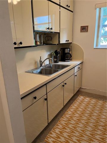 700 Bayshore Drive 21, Fort Lauderdale, FL 33304