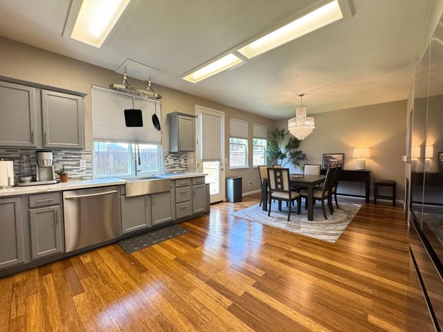 618 W Madrid Lane, Clovis, CA 93619