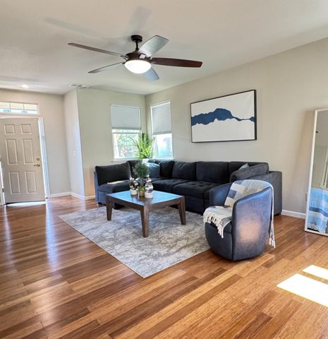 618 W Madrid Lane, Clovis, CA 93619