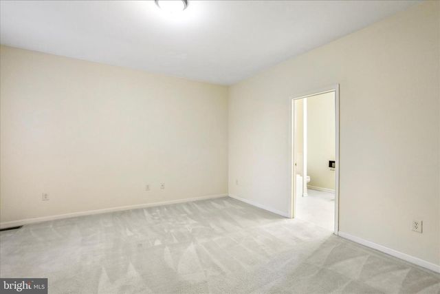 624 TRAFALGAR DR, Hagerstown, MD 21742