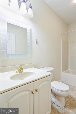 624 TRAFALGAR DR, Hagerstown, MD 21742