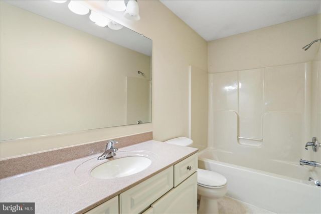 624 TRAFALGAR DR, Hagerstown, MD 21742