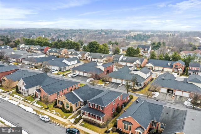 624 TRAFALGAR DR, Hagerstown, MD 21742