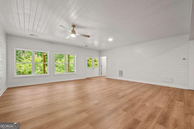 2029 Fletcher Drive, Ball Ground, GA 30107