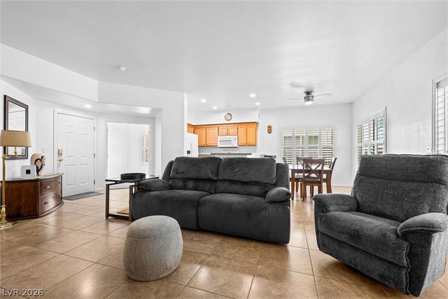 4910 Black Bear Road 101, Las Vegas, NV 89149