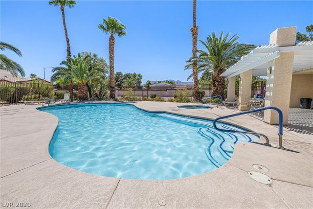 4910 Black Bear Road 101, Las Vegas, NV 89149