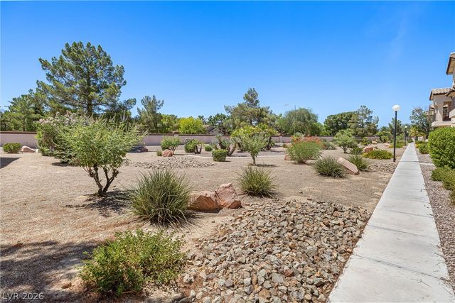 4910 Black Bear Road 101, Las Vegas, NV 89149