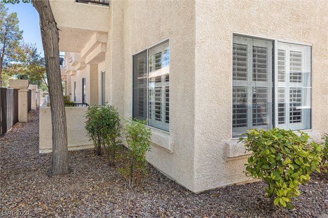 4910 Black Bear Road 101, Las Vegas, NV 89149