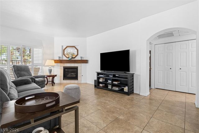 4910 Black Bear Road 101, Las Vegas, NV 89149