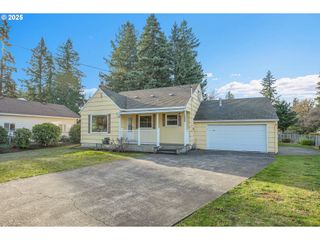 1023 Ne 172ND Ave, Portland, OR 97230
