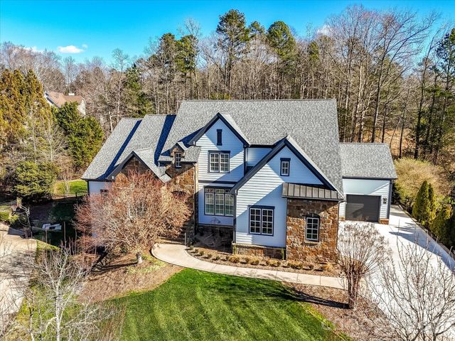 18624 Silent Falls Cove, Davidson, NC 28036